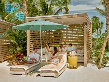 NCL GSC Great Tides Waterpark ©Norwegian Cruise Line Ltd.10.jpg